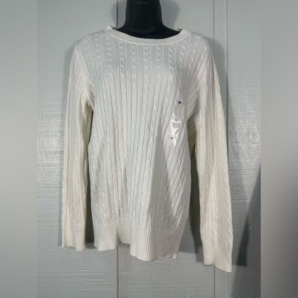Karen Scott White  Sweater Size Medium NWT